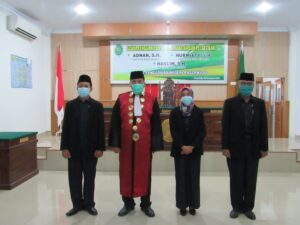 Ketua PN Pasarwajo Buton Lantik Tiga Pejabat Struktural