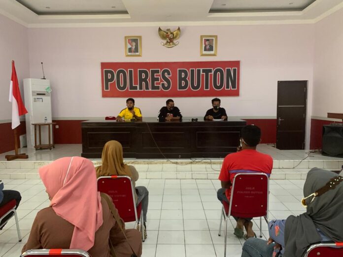 polisi 1