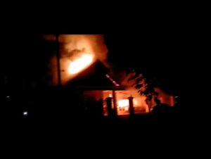 Insiden Pembakaran Dua Rumah Warga di Buton, La Bakry Imbau Masyarakat Menahan Diri, Kapolres: Situasi Sudah Terkendali