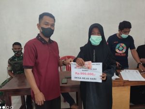 91 KK di Desa Rejosari Sudah Terima BLT DD, 25 KK Lainnya Terima Paket Sembako serta Pupuk Bagi Kelompok Tani