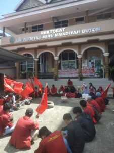 Gelar Unras, IMM se-Kepton Tuntut Rektor Mundur hingga Segel Kampus UMB