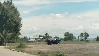 Muat Aspal dan Tak Indahkan Peringatan, Pemda Buton Tak “Bertaring” Didepan Putindo, Apakah Ada Bekingan?