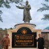 Pj Kades La Ode Gustamin Harap Patung Oputa Yi Koo Dibangun di Puncak Gunung Siontapina: Untuk Mengenang Sejarah dan Tempat Wisata Baru